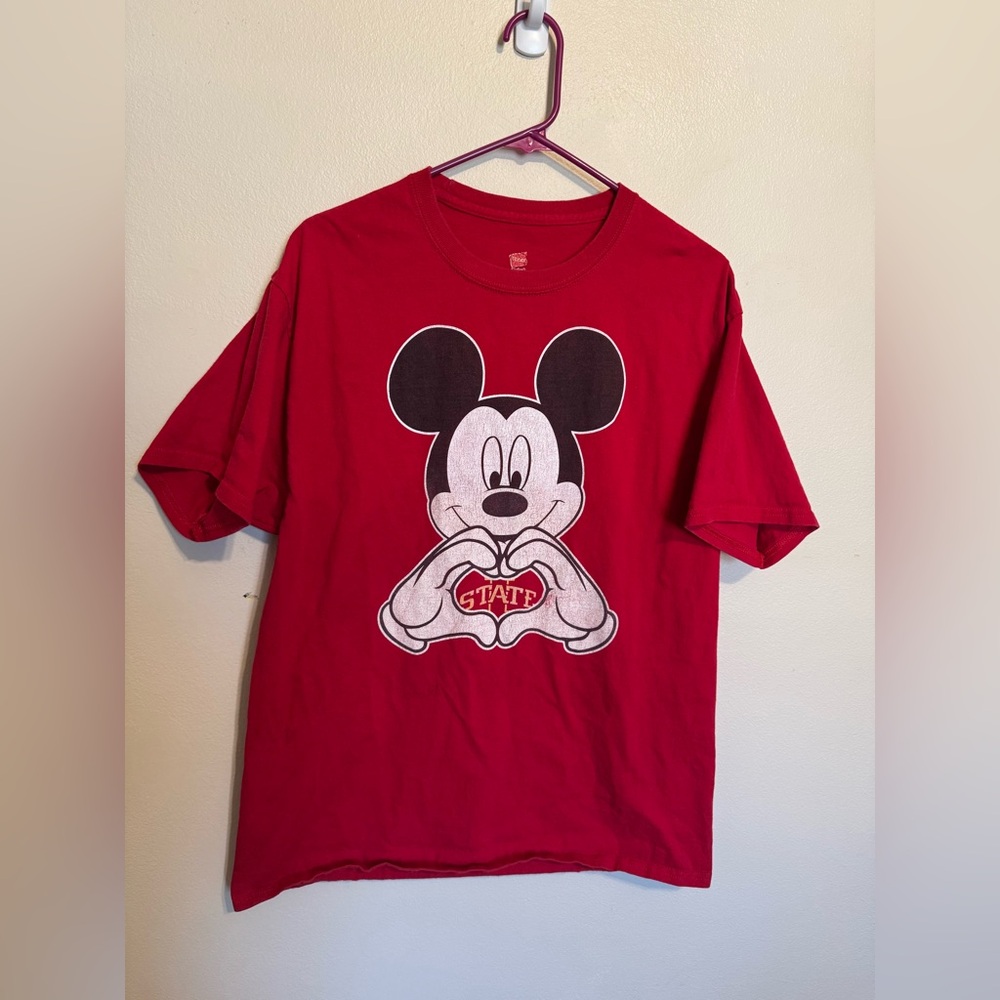 Vintage Mickey Mouse Hanes Iowa State Cyclones Red T-Shirt Size Large